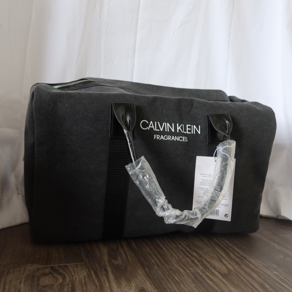 Calvin Klein grey bag